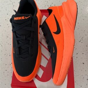 Nike Men's Athletic Shoes in Black and Orange Sz 11.5